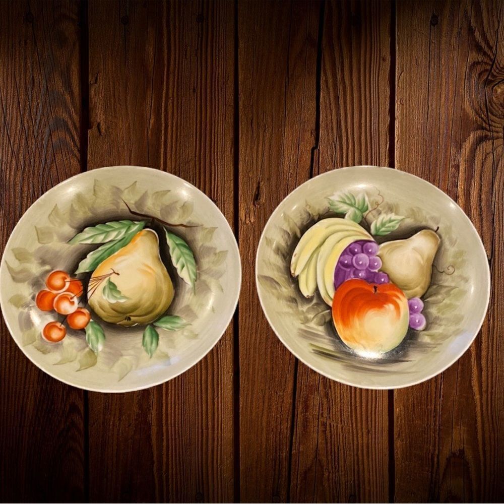 Vintage Enesco Fruit Plates Wall Set of 2